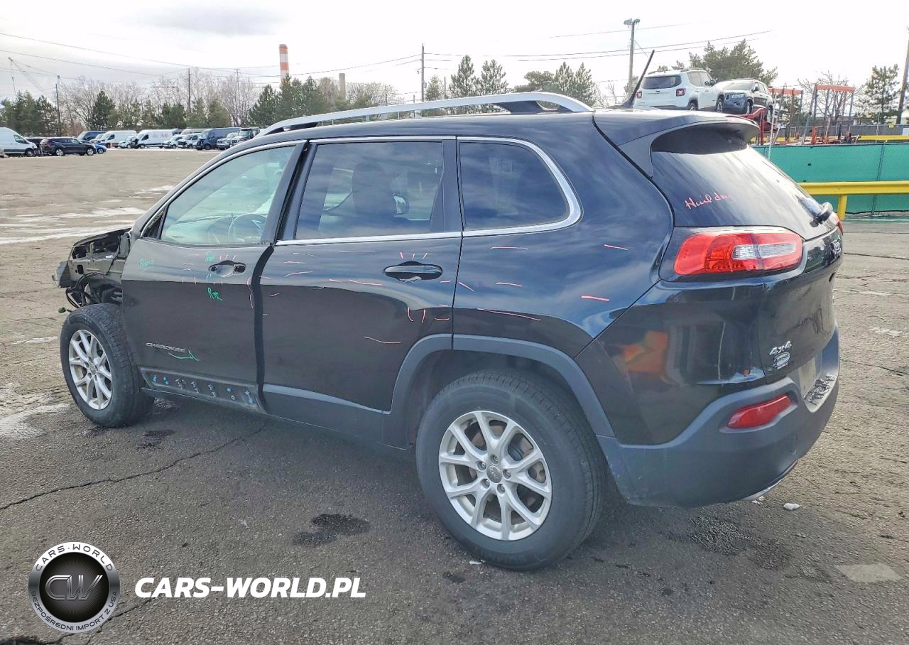 2015 Jeep Cherokee Latitude VIN:1C4PJMCS7FW523912 - 2