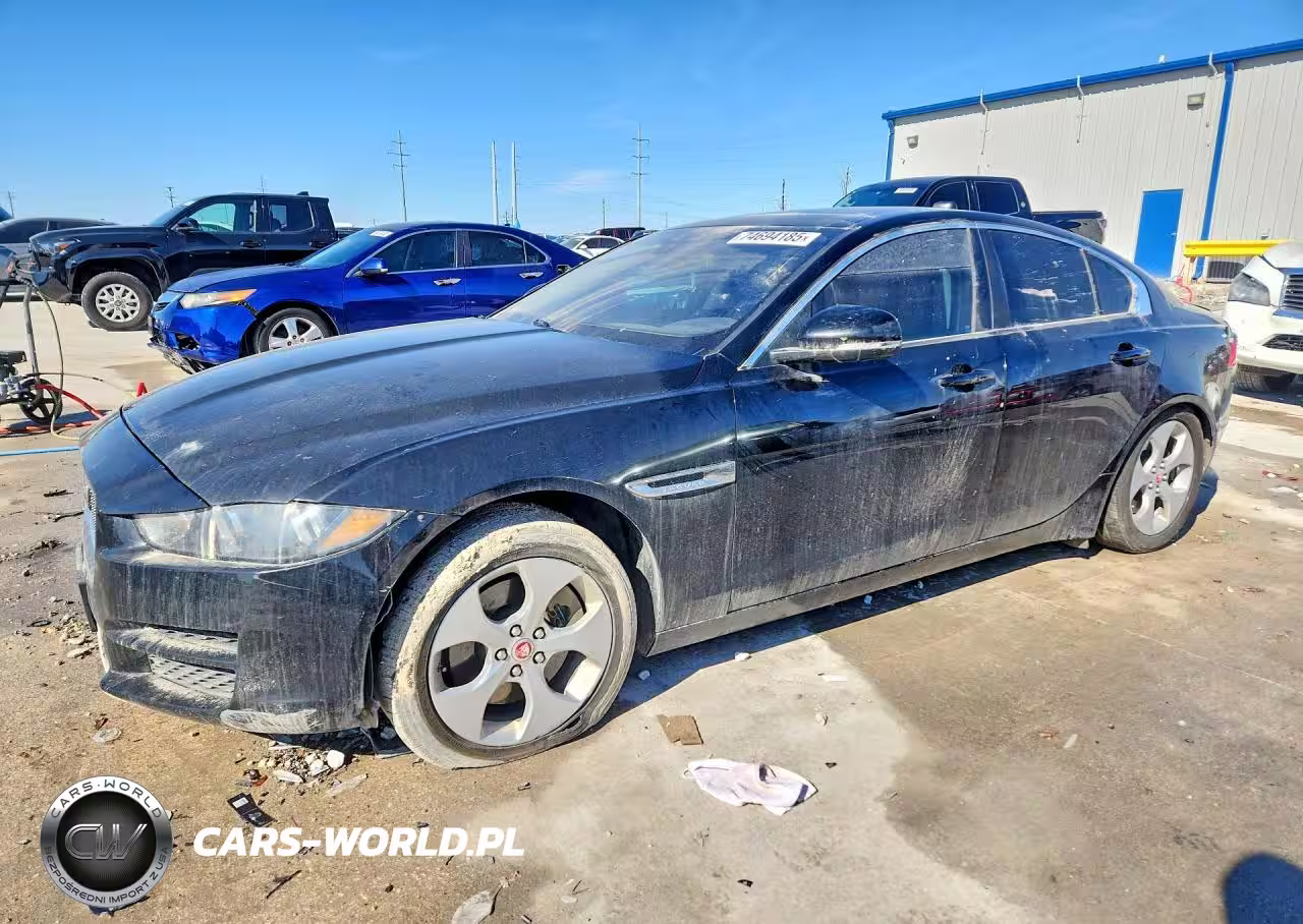 2018 Jaguar Xe