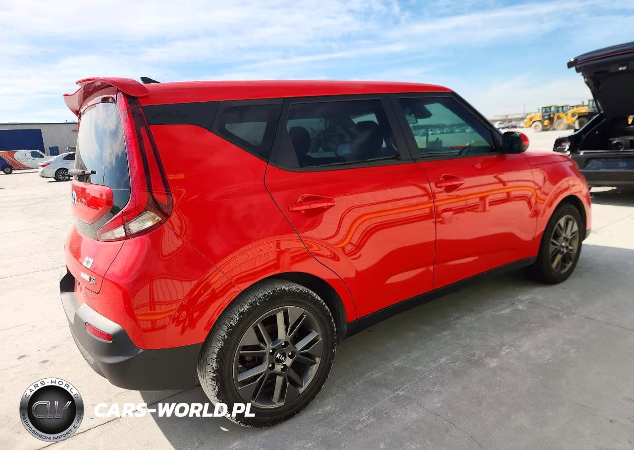 2021 Kia Soul S VIN:KNDJ23AU5M7146229 - 3