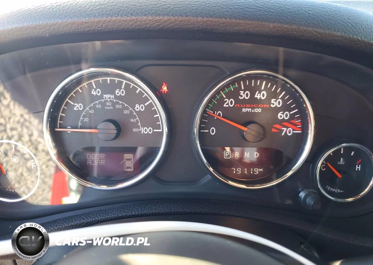 2018 Jeep Wrangler Unlimited Rubicon VIN:1C4BJWFG4JL815766 - 9