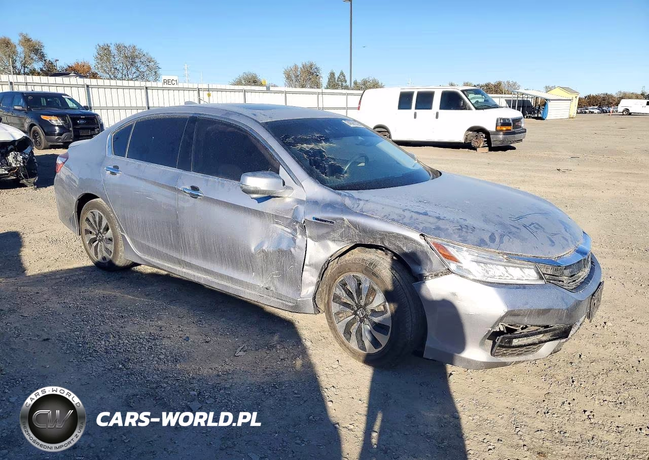 2017 Honda Accord Touring Hybrid VIN:JHMCR6F70HC020252 - 4