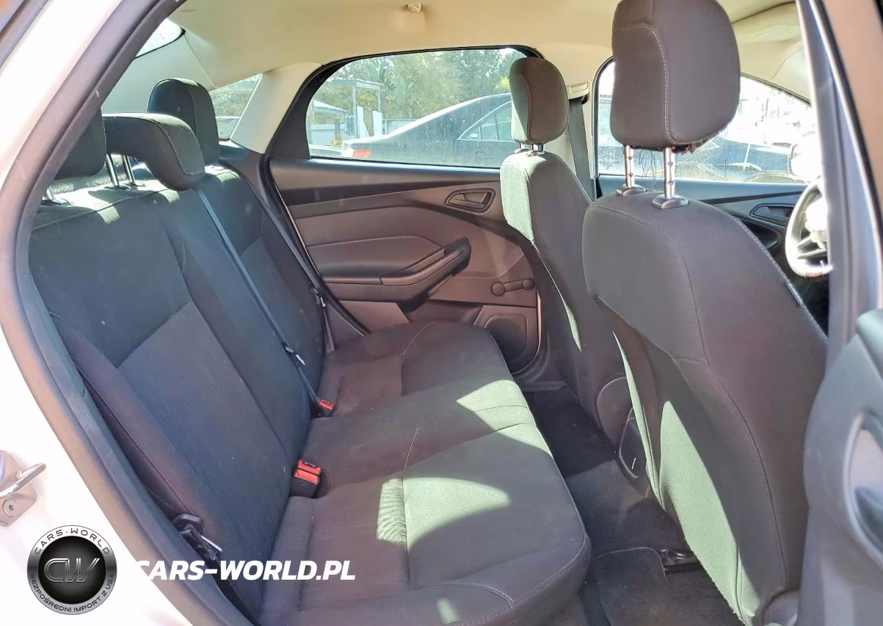 2017 Ford Focus S VIN:1FADP3E22HL348181 - 10