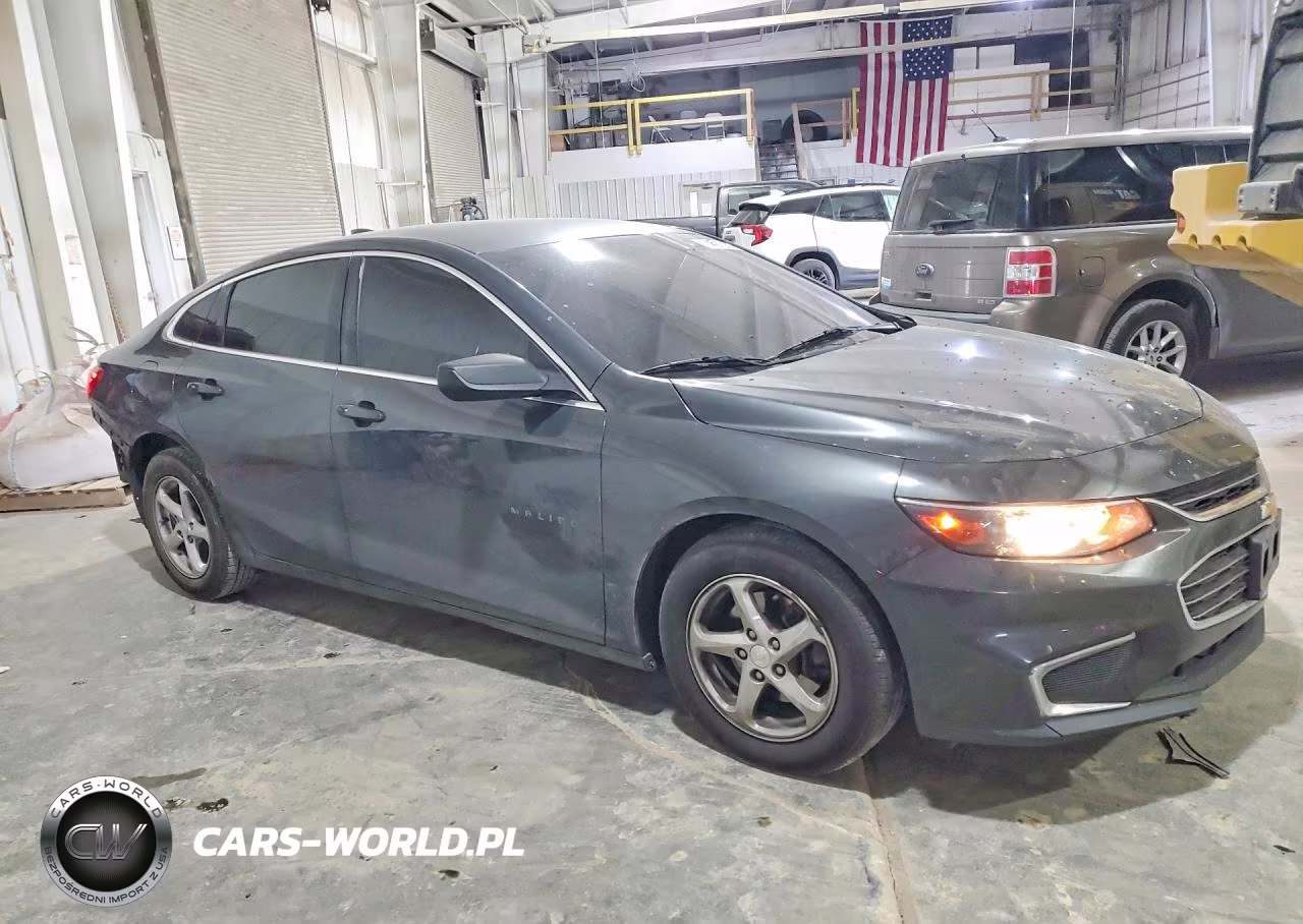 2017 Chevrolet Malibu Ls VIN:1G1ZC5ST9HF255332 - 4
