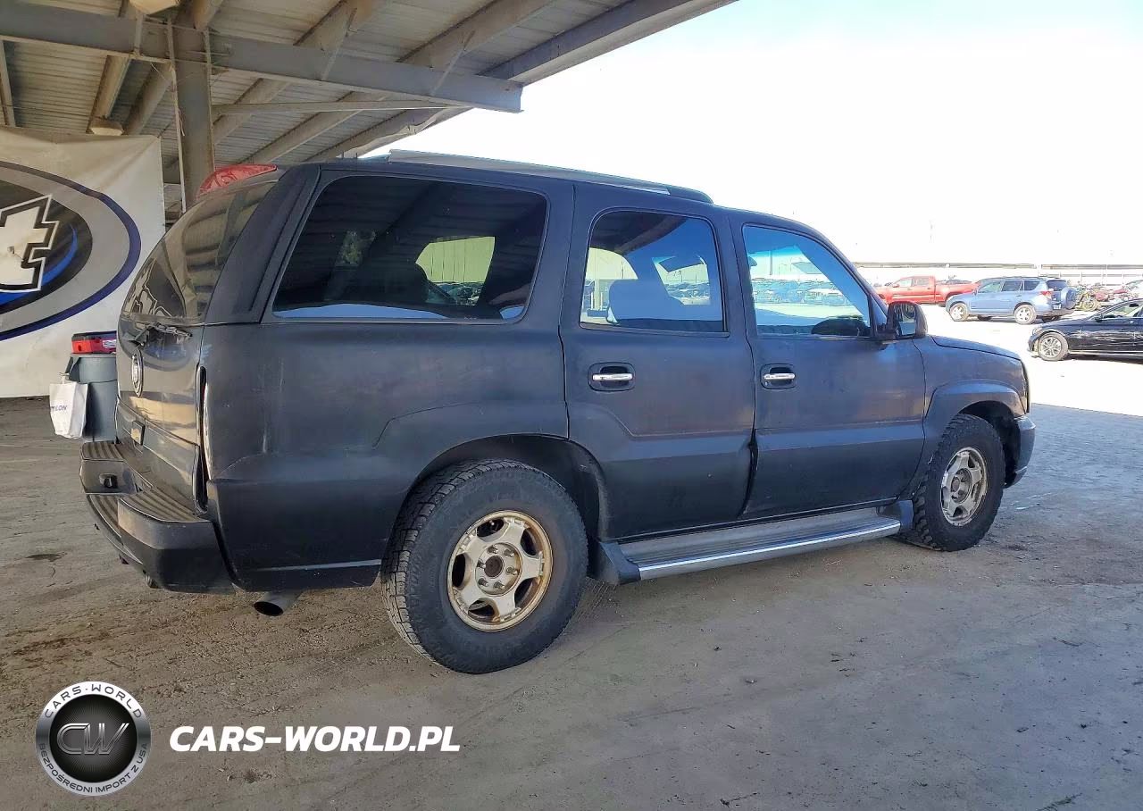 2002 Cadillac Escalade Luxury VIN:1GYEK63N72R138508 - 3