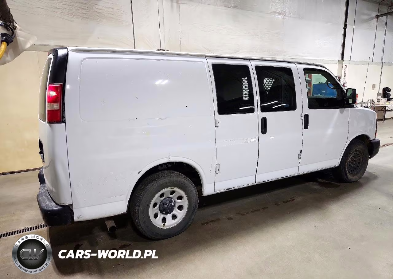 2014 Chevrolet Express G1500 VIN:1GCSHAF45E1187478 - 3