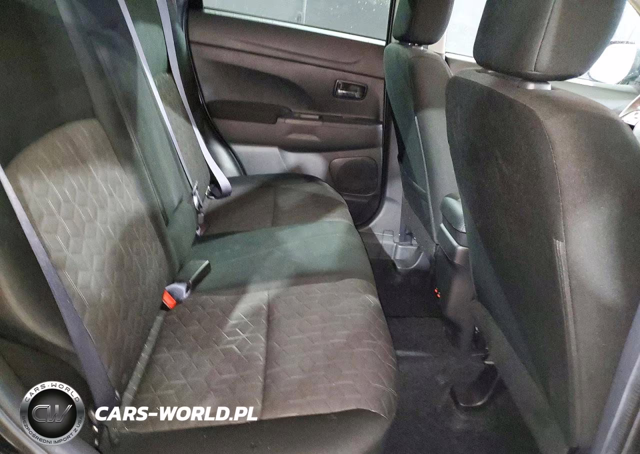 2026 Mitsubishi Outlander Sport S-Se VIN:JA4ARUAU7TU022975 - 11