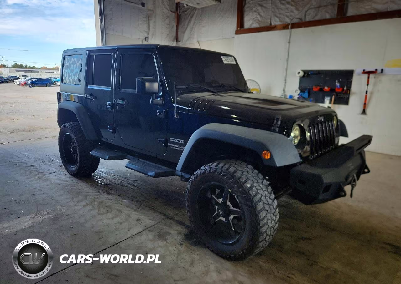 2017 Jeep Wrangler Unlimited Sport VIN:1C4BJWDG0HL562779 - 4