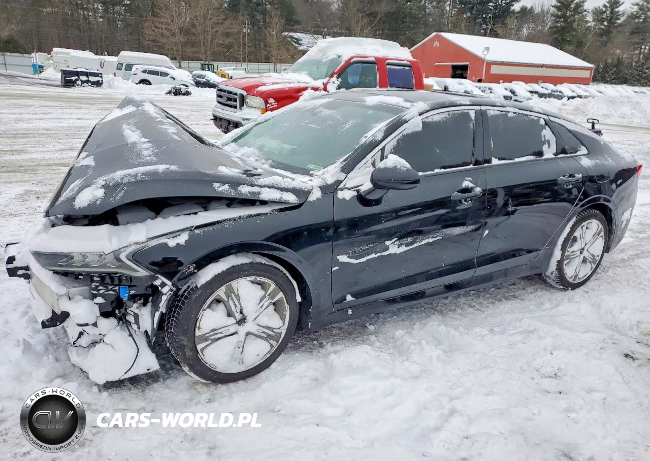 2022 Kia K5 Ex
