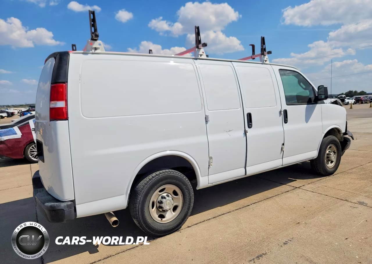 2021 Chevrolet Express G2500 VIN:1GCWGAFP4M1283695 - 3