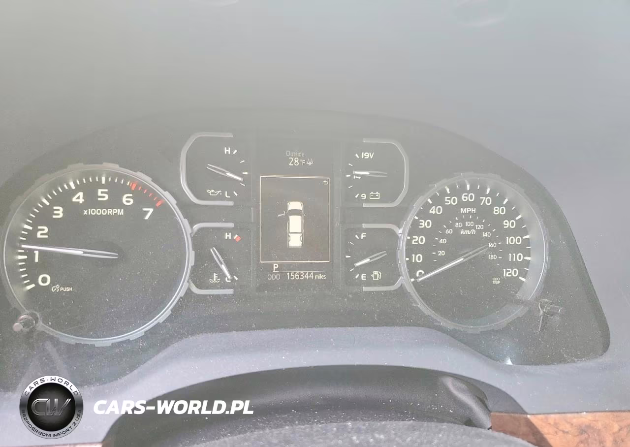 2019 Toyota Tundra 1794 Edition VIN:5TFAY5F10KX786290 - 9
