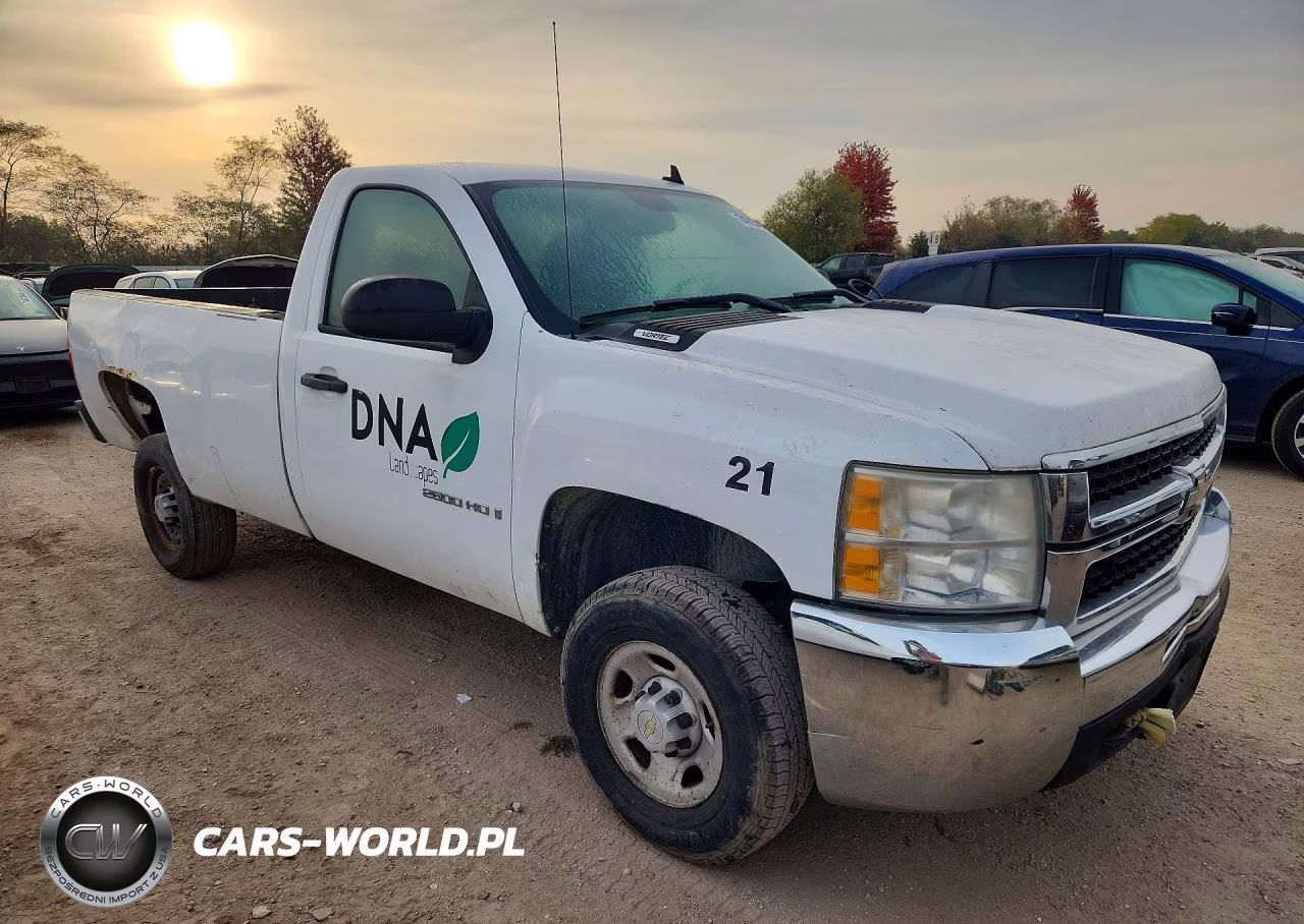 2009 Chevrolet Silverado C2500 Heavy Duty VIN:1GCHC44K39F130460 - 4