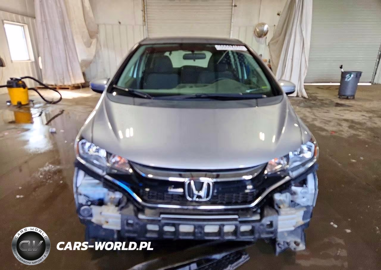 2019 Honda Fit Lx VIN:3HGGK5H44KM751889 - 10