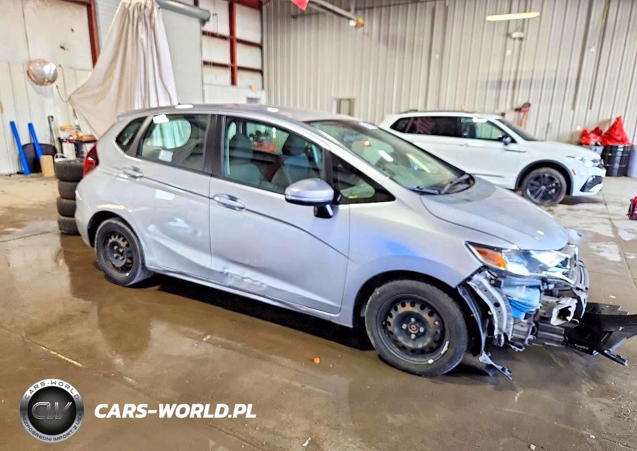 2019 Honda Fit Lx VIN:3HGGK5H44KM751889 - 8