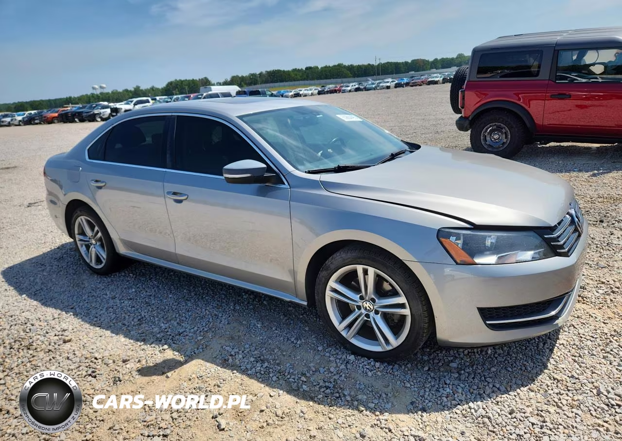 2014 Volkswagen Passat Se VIN:1VWBN7A31EC080942 - 4