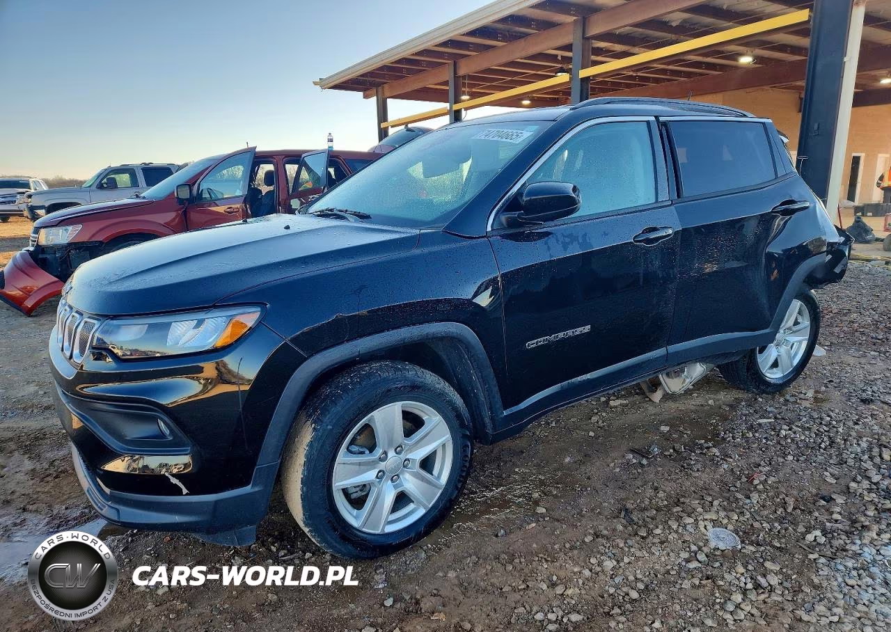 2022 Jeep Compass Latitude – zdjęcie 1 z 14