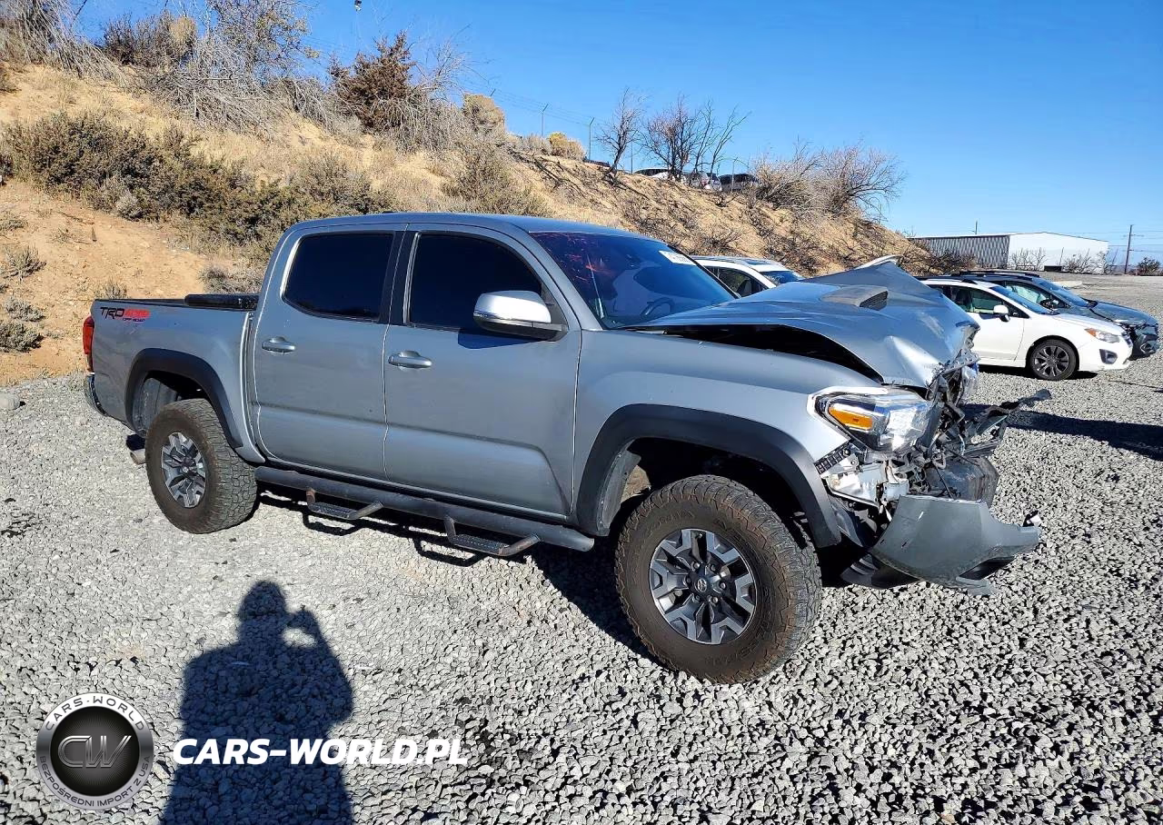 2018 Toyota Tacoma Trd Off-Road VIN:3TMCZ5AN6JM173336 - 4