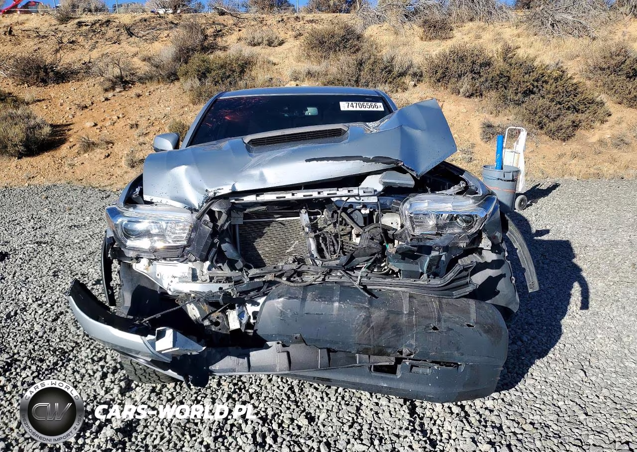 2018 Toyota Tacoma Trd Off-Road VIN:3TMCZ5AN6JM173336 - 5