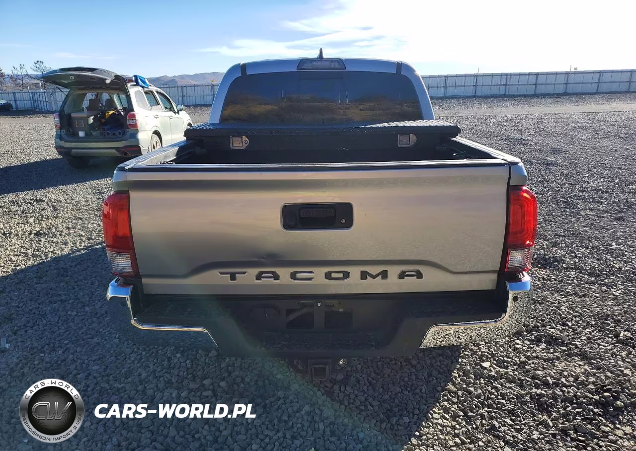 2018 Toyota Tacoma Trd Off-Road VIN:3TMCZ5AN6JM173336 - 6