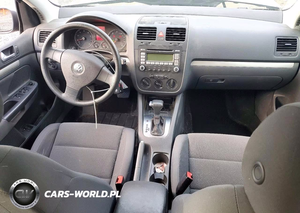 2008 Volkswagen Rabbit VIN:WVWDB71K58W292807 - 8