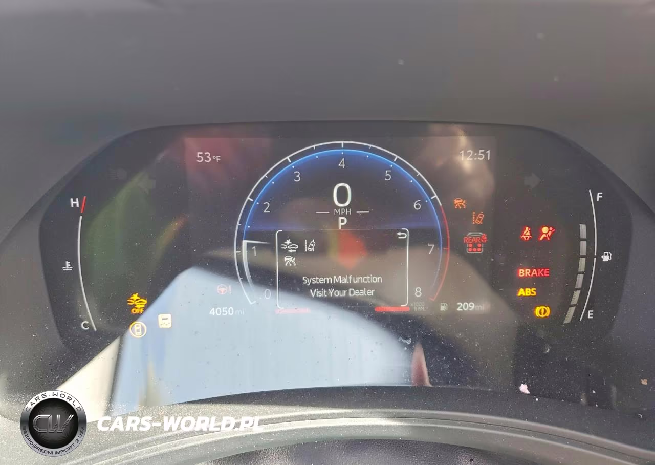2025 Toyota Grand Highlander Le VIN:5TDAAAB52SS100262 - 9