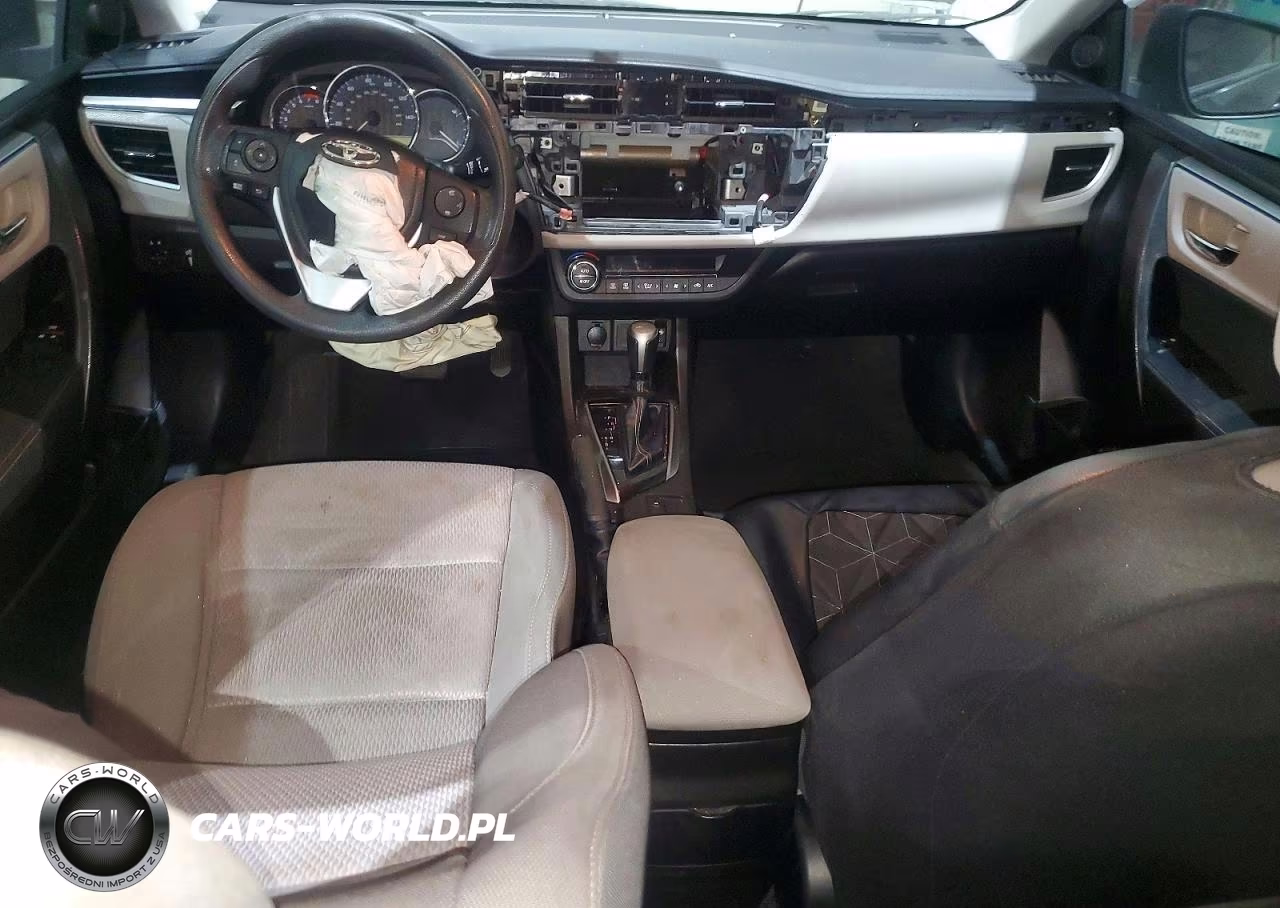 2015 Toyota Corolla L VIN:5YFBURHE9FP280940 - 8