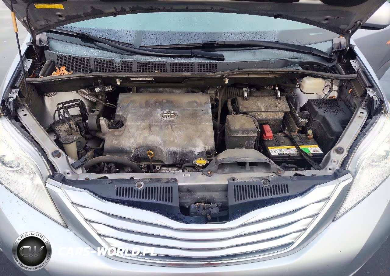 2011 Toyota Sienna Limited 7-Passenger VIN:5TDYK3DCXBS161703 - 11