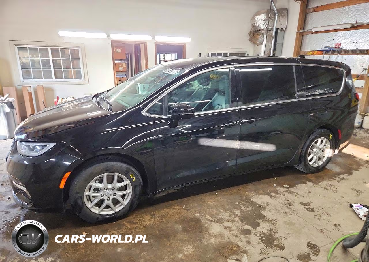 2026 Chrysler Pacifica Select VIN:2C4RC1BG8TR183348 - 1