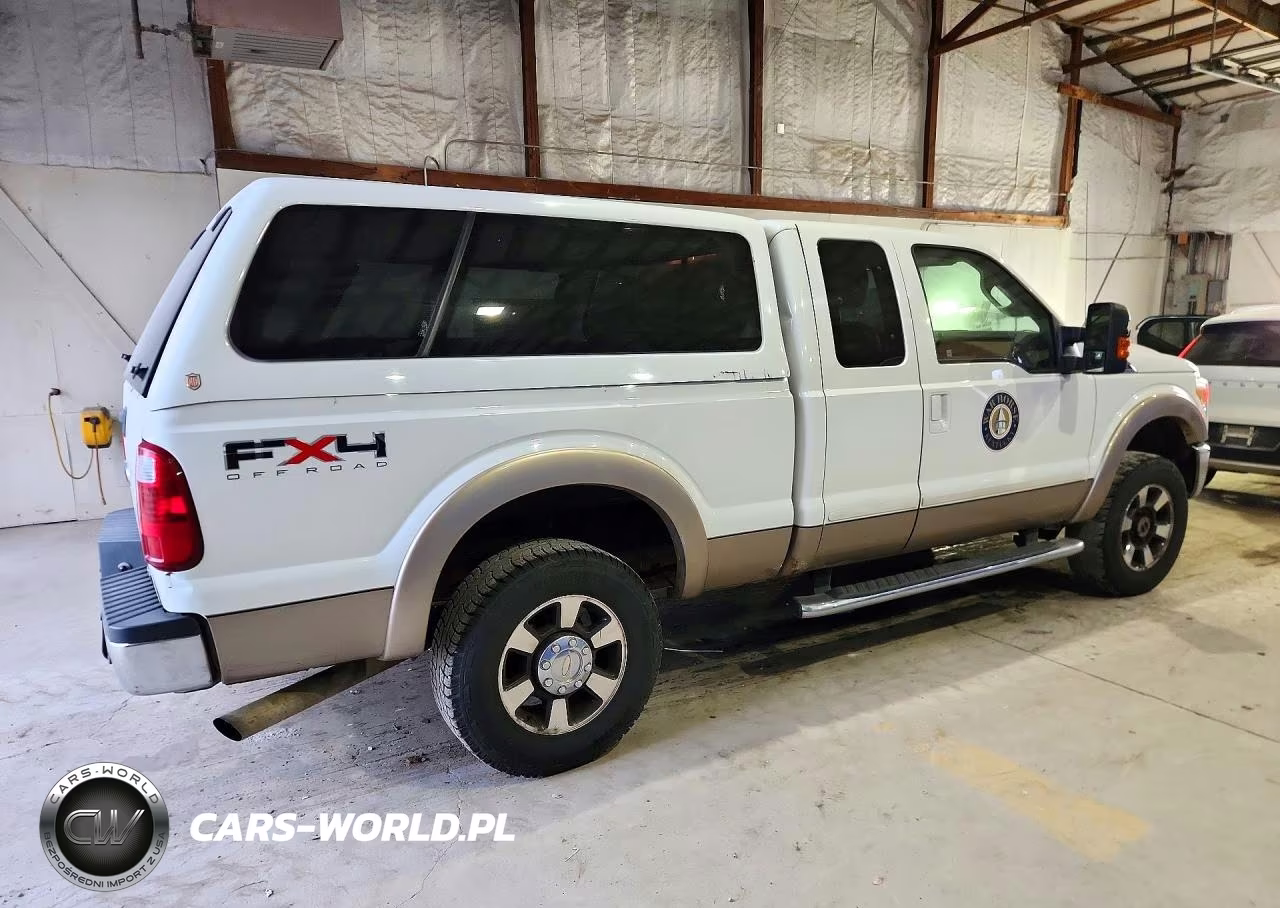 2011 Ford F250 Super Duty VIN:1FT7X2B6XBEA97382 - 3