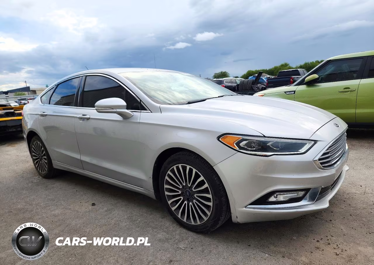 2017 Ford Fusion Se VIN:3FA6P0H92HR130520 - 4