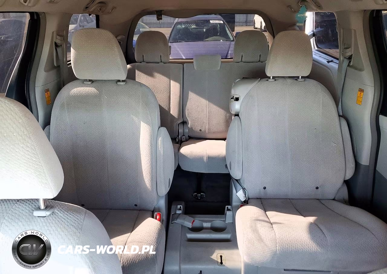 2014 Toyota Sienna Le VIN:5TDKK3DC2ES455378 - 10