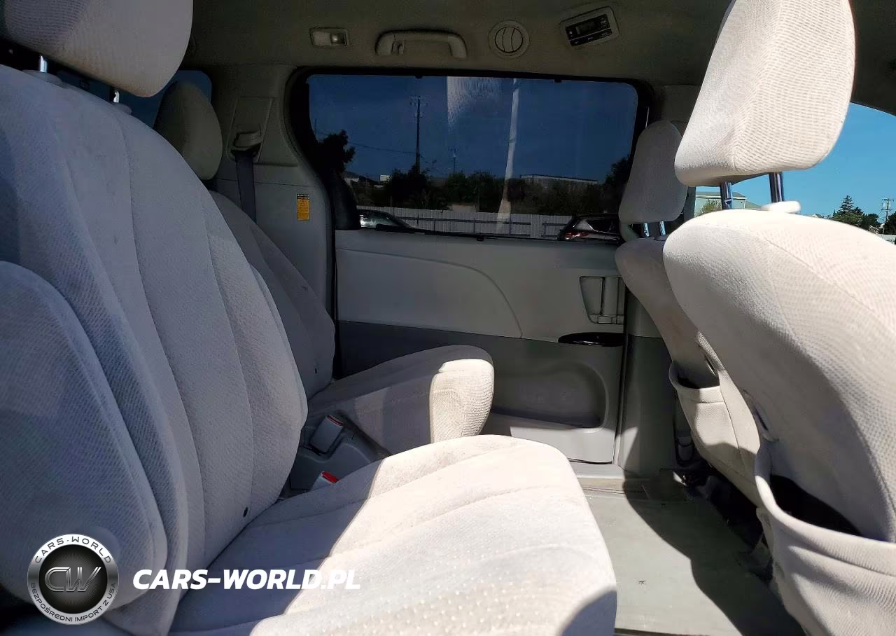 2014 Toyota Sienna Le VIN:5TDKK3DC2ES455378 - 11