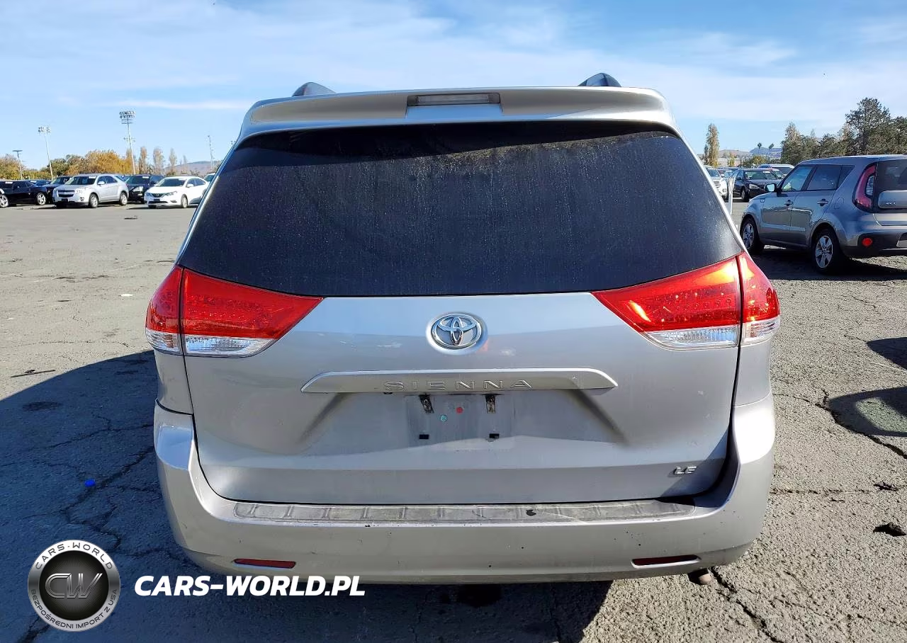 2014 Toyota Sienna Le VIN:5TDKK3DC2ES455378 - 6