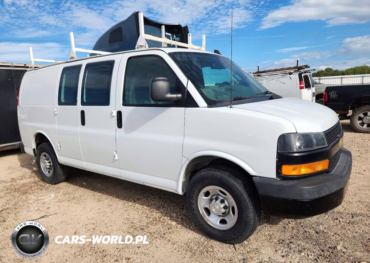 2021 Chevrolet Express G2500 VIN:1GCWGAFP4M1177134 - 4