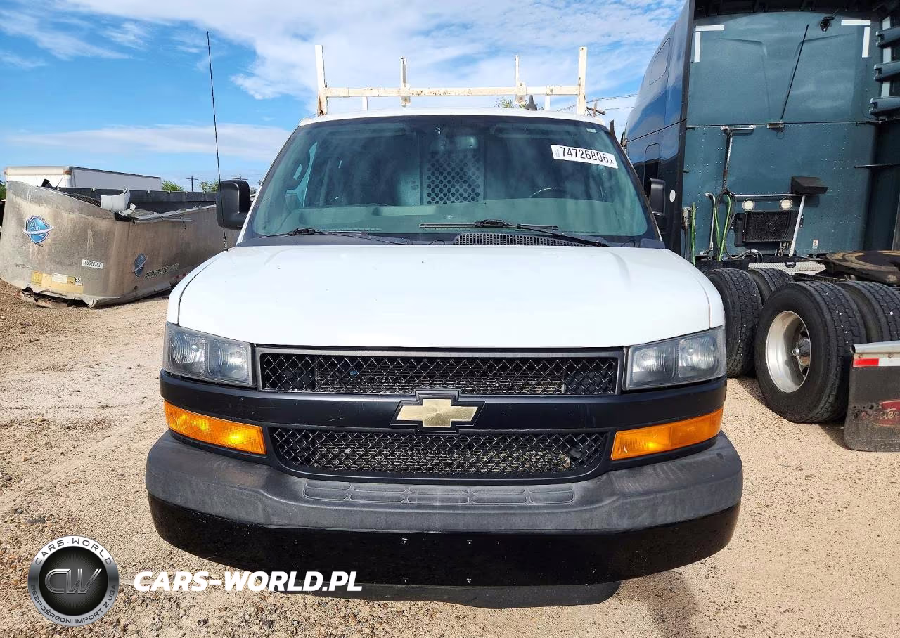 2021 Chevrolet Express G2500 VIN:1GCWGAFP4M1177134 - 5