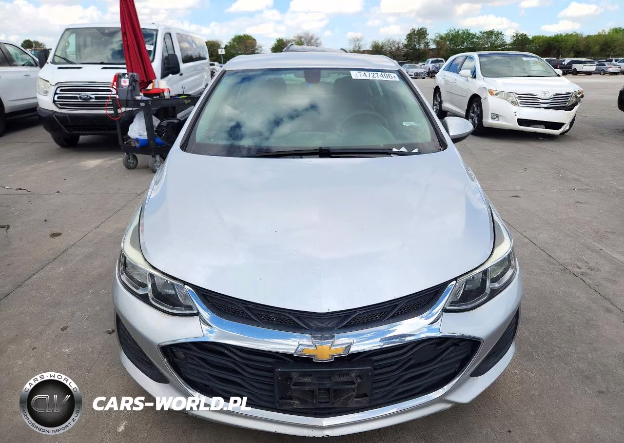 2019 Chevrolet Cruze VIN:1G1BJ5SM9K7105318 - 5