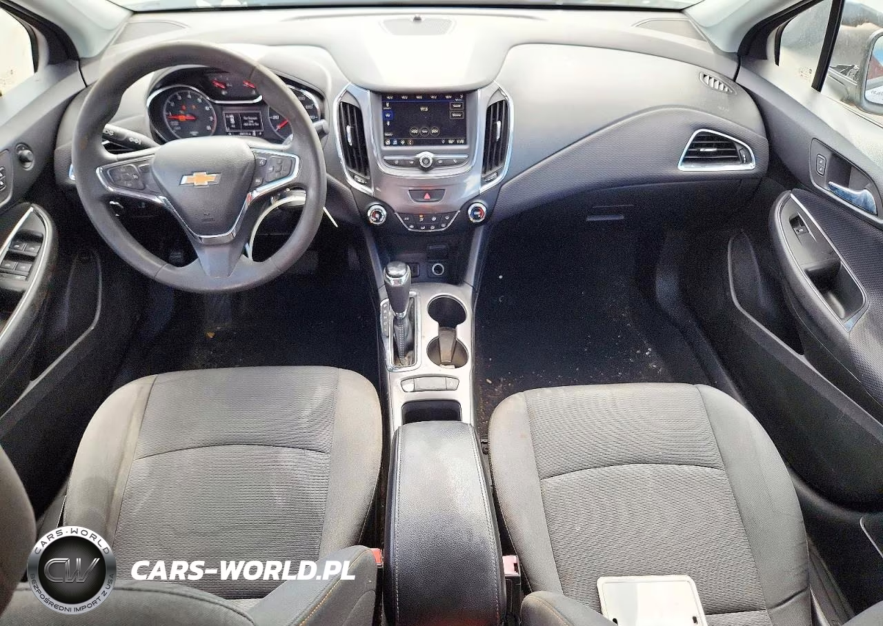 2019 Chevrolet Cruze VIN:1G1BJ5SM9K7105318 - 8