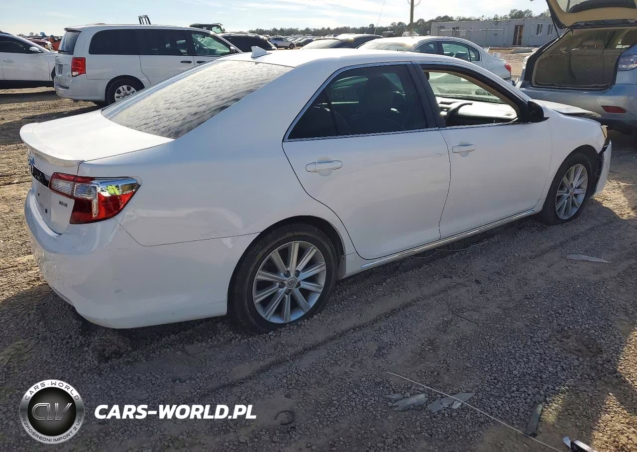 2014 Toyota Camry Se VIN:4T1BK1FK9EU549225 - 3