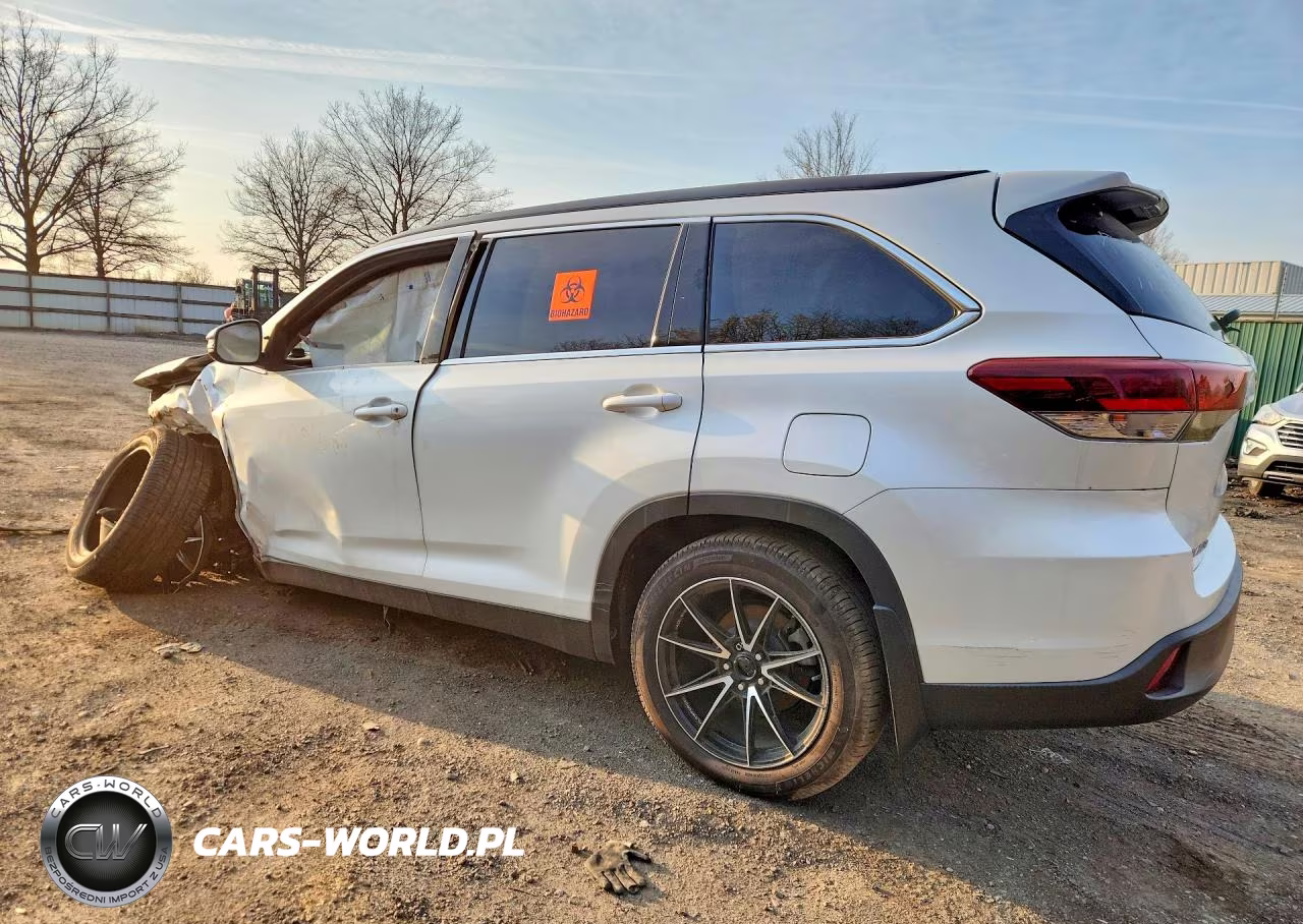 2019 Toyota Highlander Se VIN:5TDJZRFH8KS944446 - 2