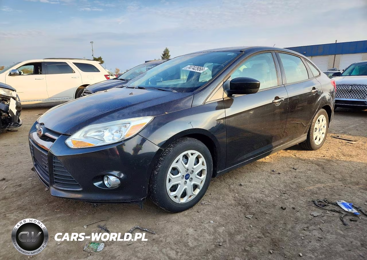 2012 Ford Focus Se VIN:1FAHP3F20CL304334 - 1