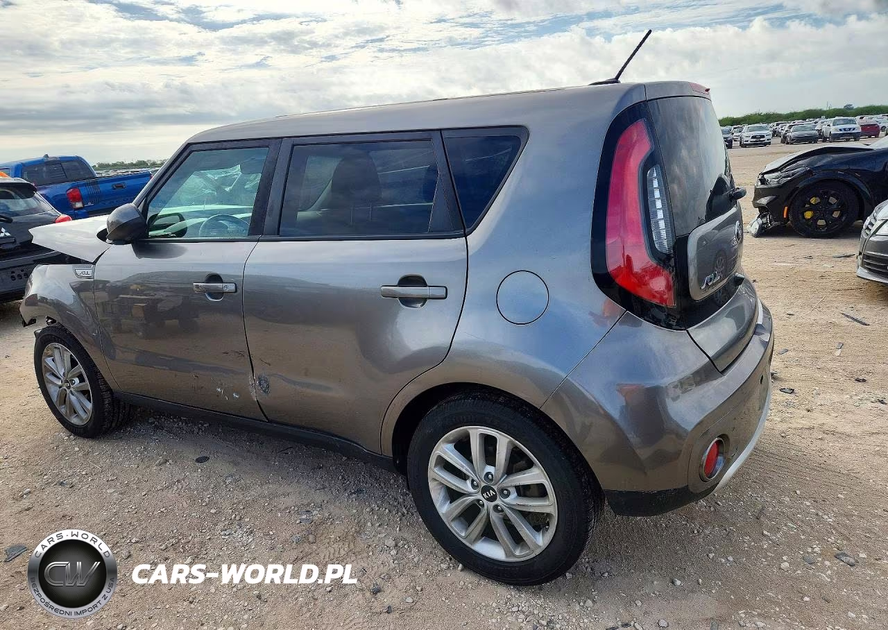 2018 Kia Soul + VIN:KNDJP3A59J7560281 - 2