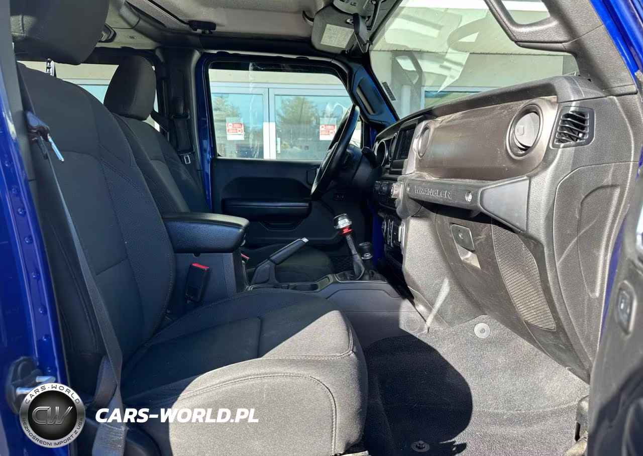 2019 Jeep Wrangler Unlimited Sport VIN:1C4HJXDG1KW597059 - 5