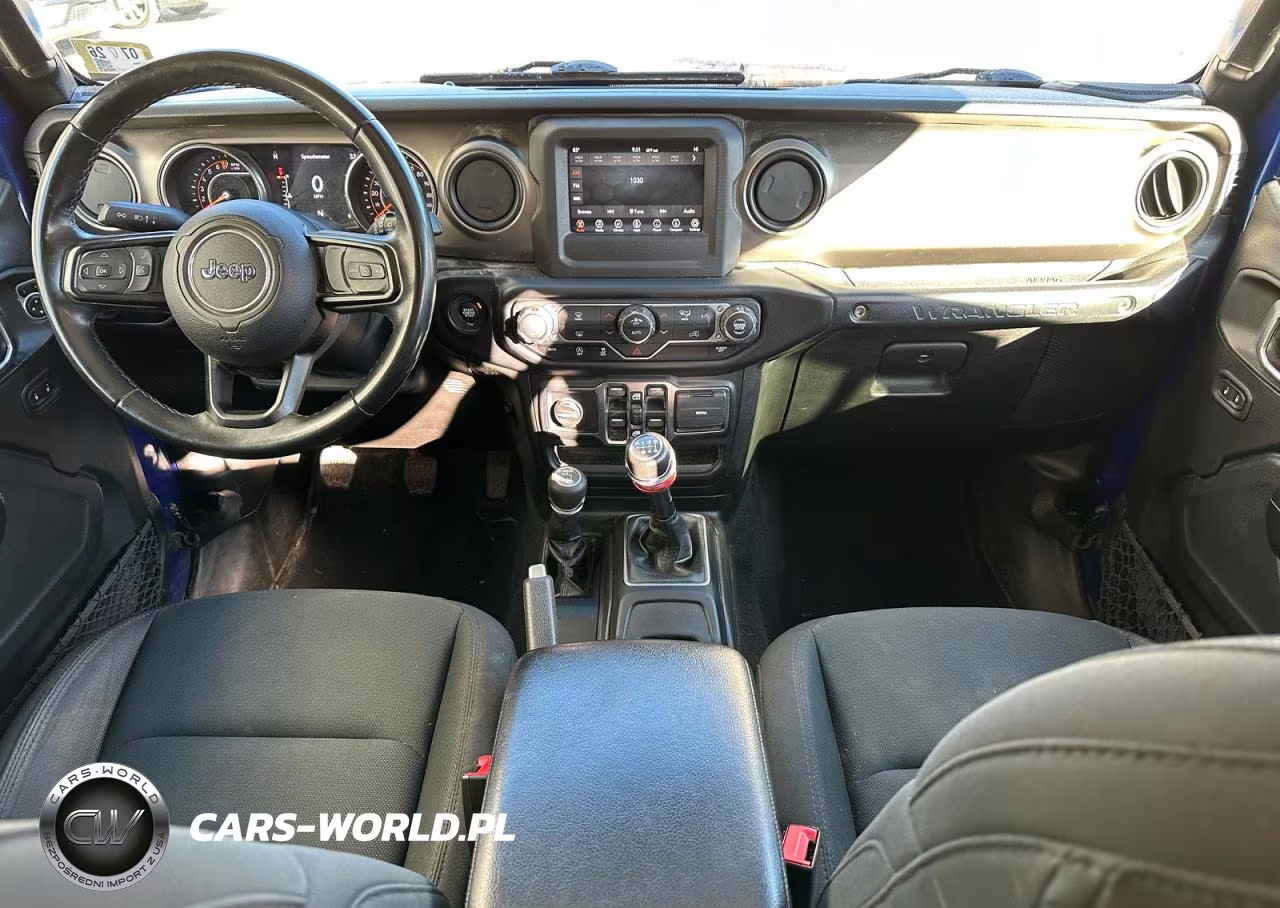 2019 Jeep Wrangler Unlimited Sport VIN:1C4HJXDG1KW597059 - 9