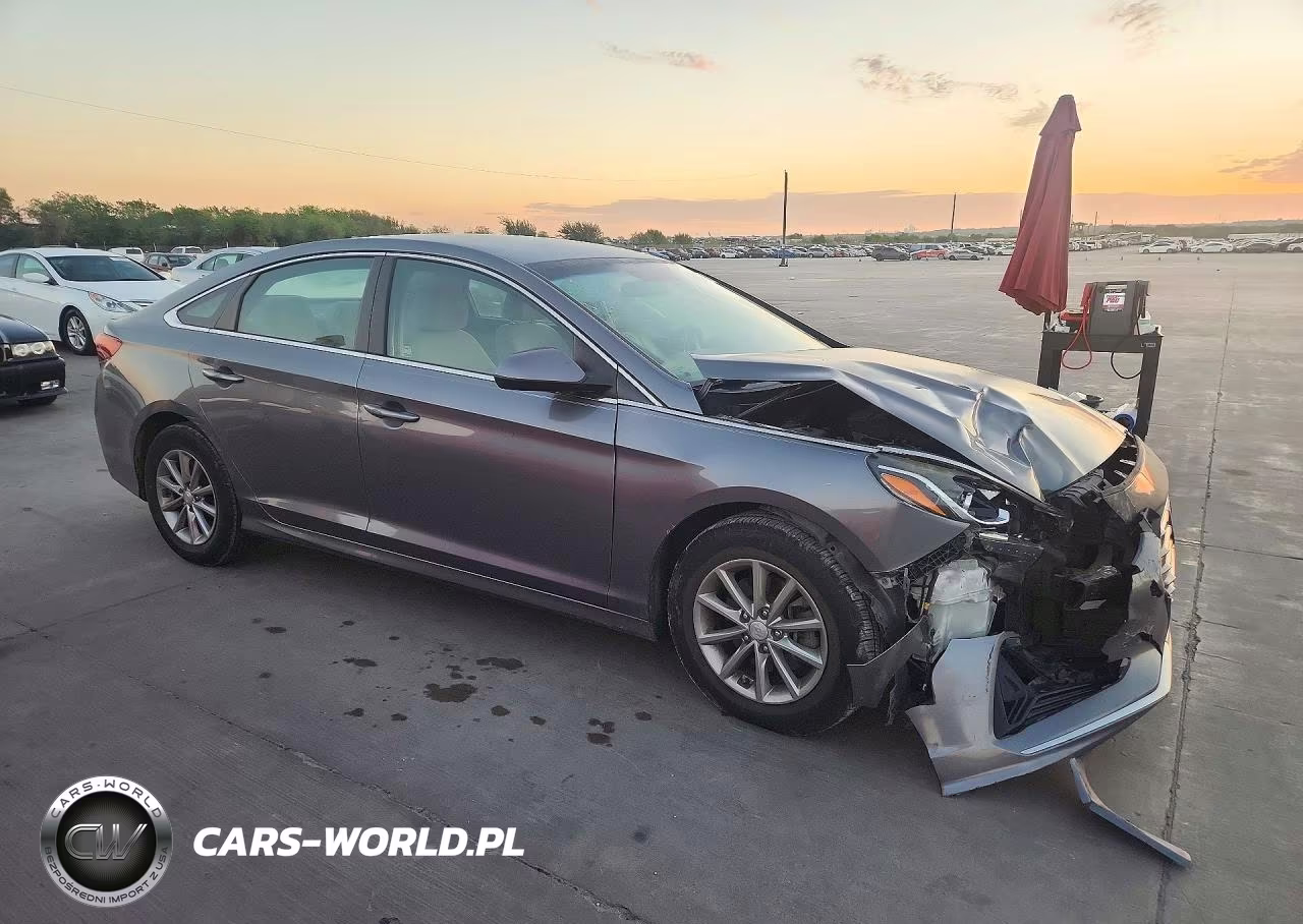 2018 Hyundai Sonata Se VIN:5NPE24AF6JH660218 - 4