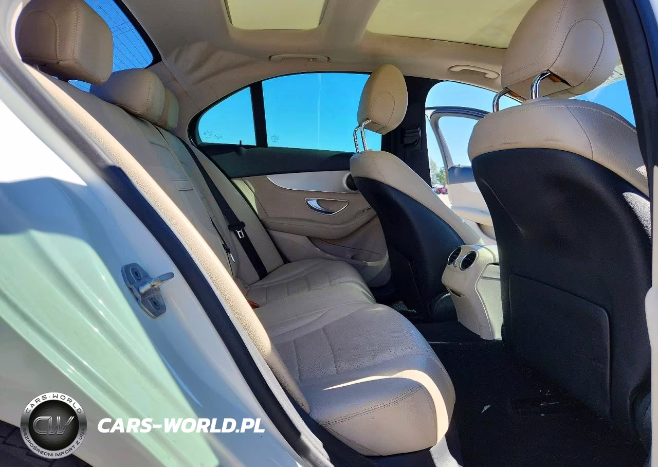 2015 Mercedes-Benz C-Class VIN:55SWF4JB6FU065055 - 10