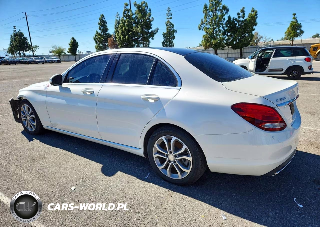 2015 Mercedes-Benz C-Class VIN:55SWF4JB6FU065055 - 2