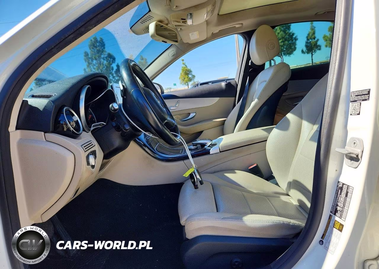 2015 Mercedes-Benz C-Class VIN:55SWF4JB6FU065055 - 7