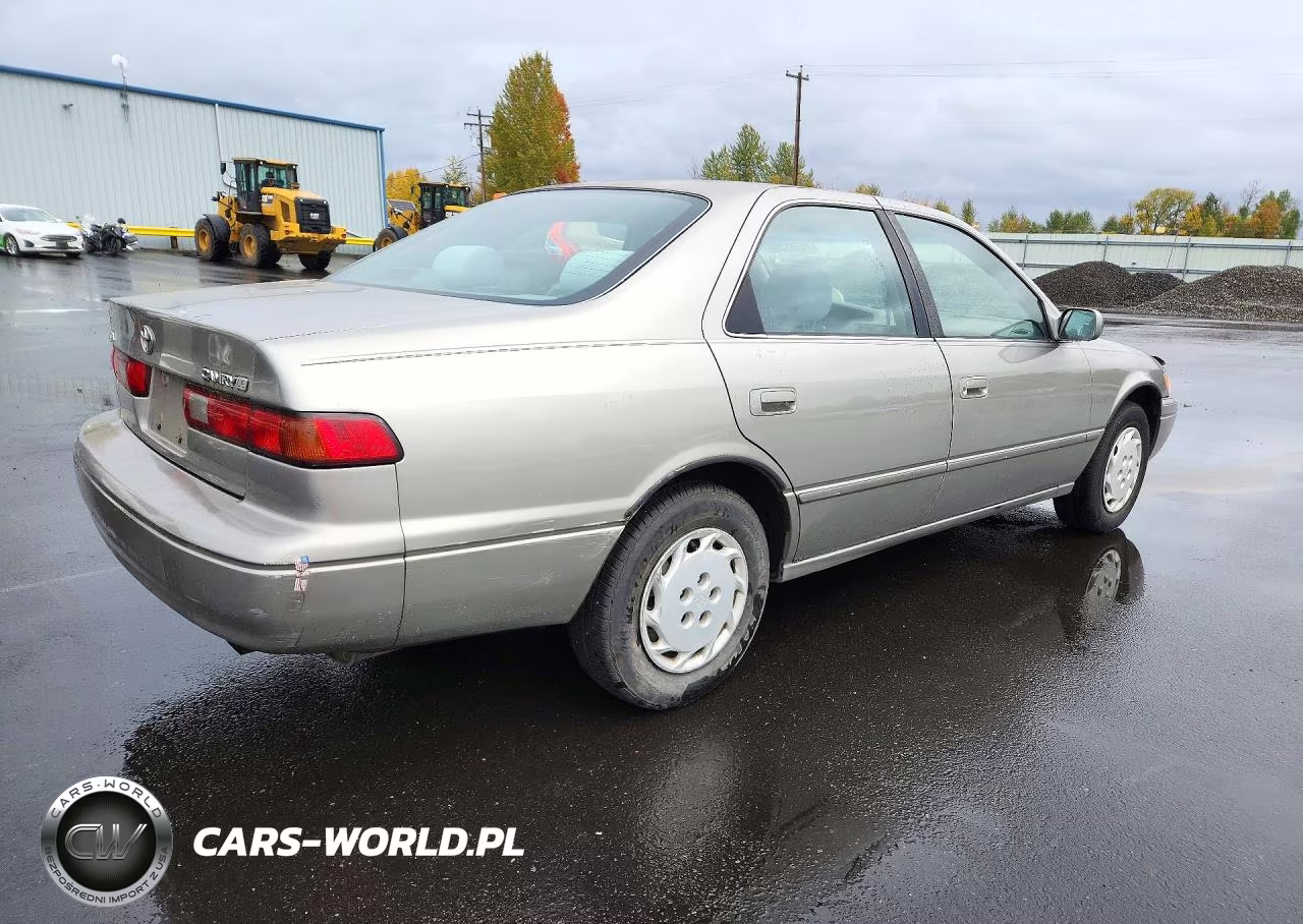 1997 Toyota Camry Le VIN:JT2BG22K6V0022387 - 3