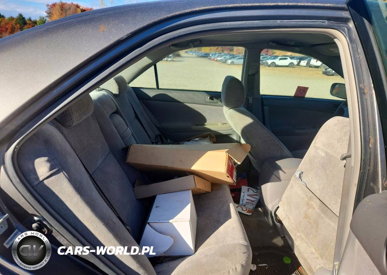 2003 Toyota Camry Le V6 VIN:4T1BF32KX3U566750 - 10