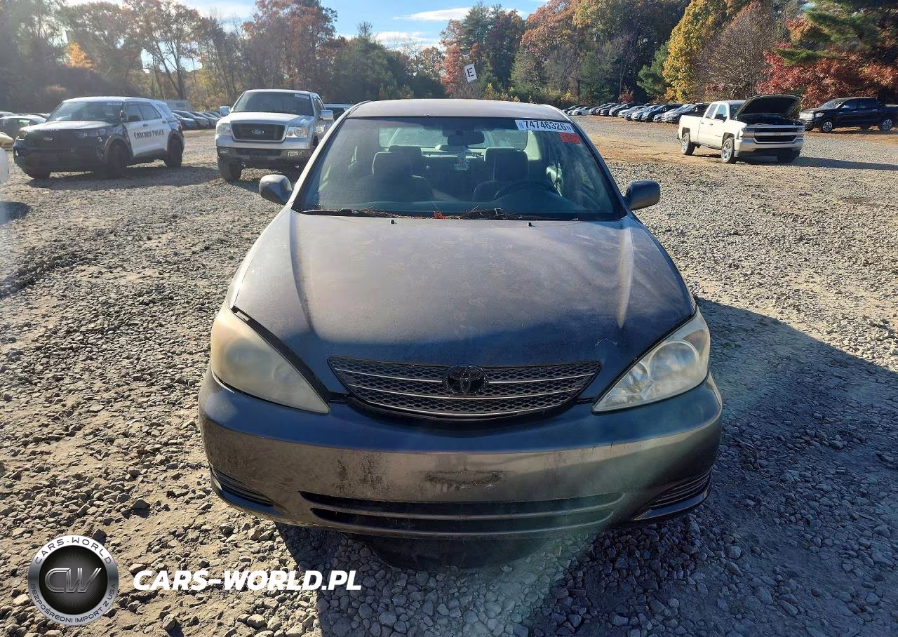 2003 Toyota Camry Le V6 VIN:4T1BF32KX3U566750 - 5