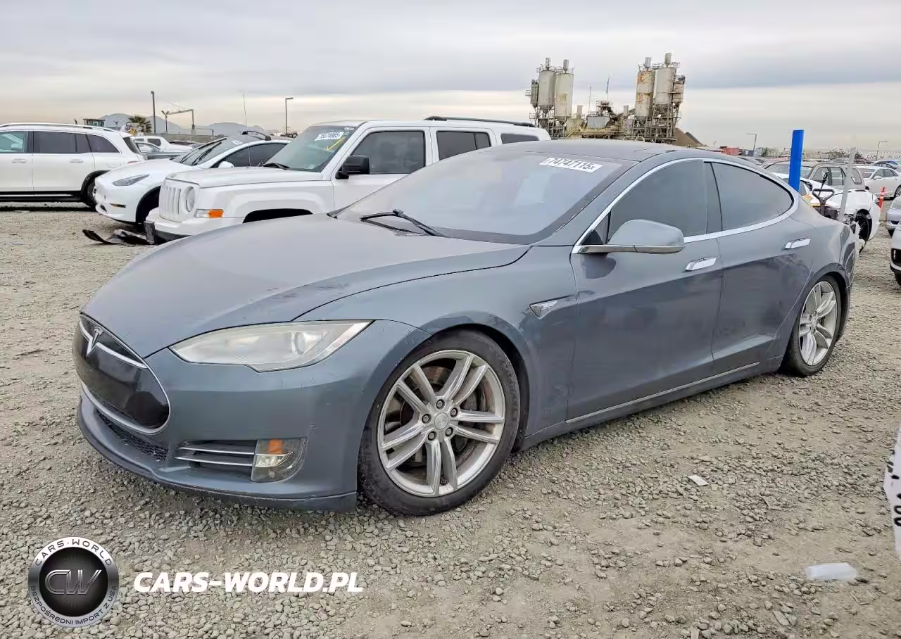 2013 Tesla Model S